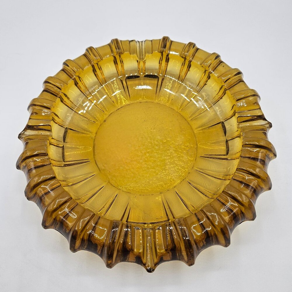 MCM Fostoria Golden Amber SUNBURST Glass Ashtray/trinket tray